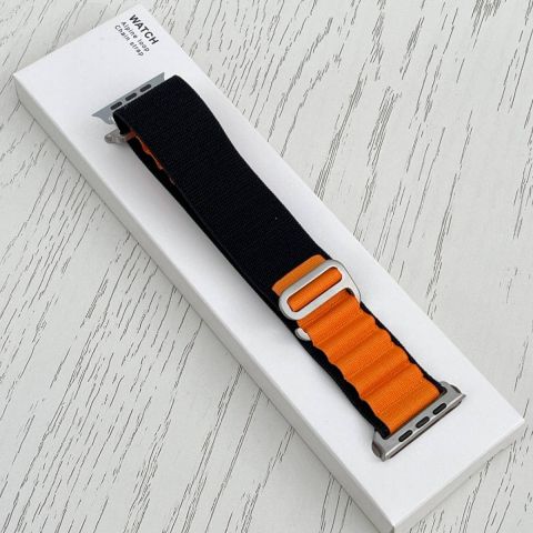 Ремешок для Apple Watch 42/44/45/49mm (Ultra) Alpine Loop-Black/Orange